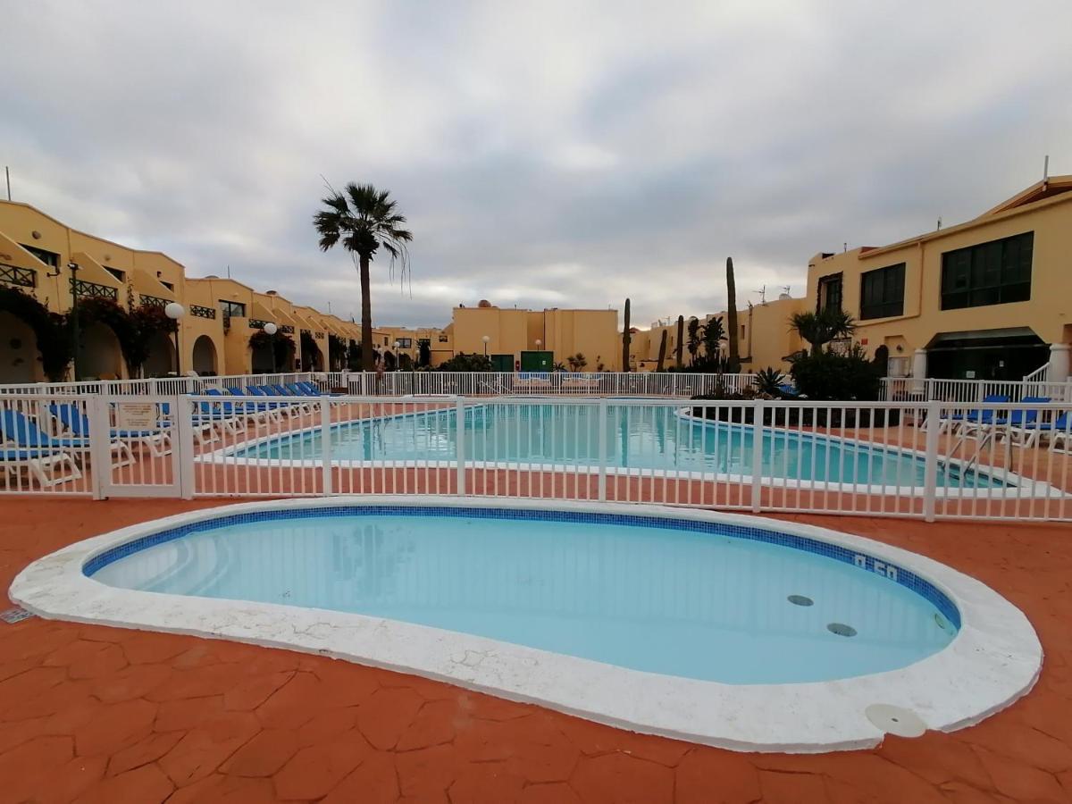 Castillo Mar- Casa Martini كاليتا ذي فوستي المظهر الخارجي الصورة
